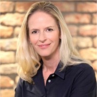 Julia Gouzman, Phd, Mba
