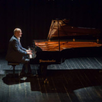 Di Thomas Riess
