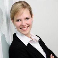 Claudia Scharrer