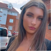 Louise Askew