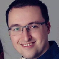 Daniel Saunders