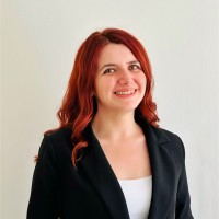 Nur Akan Öztürk