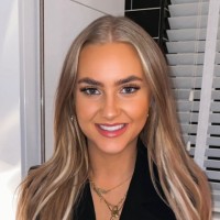 Chloe W.