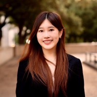 Sua Lee
