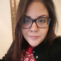 Gloria Robles