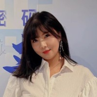 Rose Rong Wang