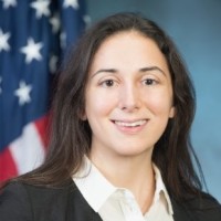Lauryn Enrico (Alleva)