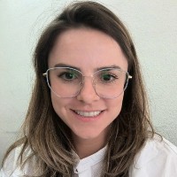 Larissa Tescaro Faria De Paula