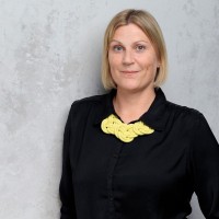 Julia Heins