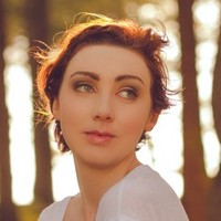 Lara Fox