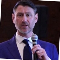 Gary Collins