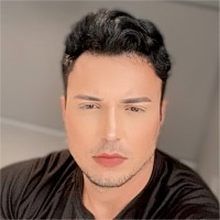 Alexsander B.