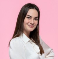Réka Tóth