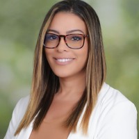 Lana R.