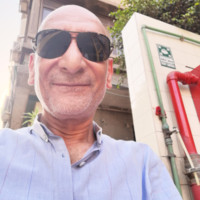 عادل حسين