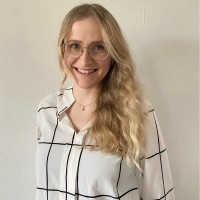Julia Heinze