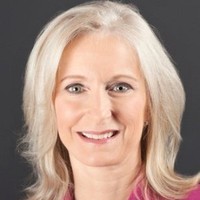 Jennifer E. Smith