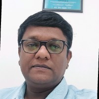 Dr  Navneet Singh