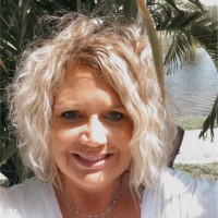 Robyn Lindner