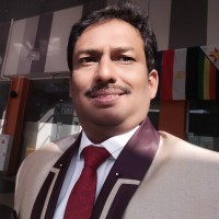 Dr Rakesh L