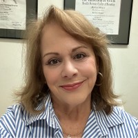 Joanie Yust