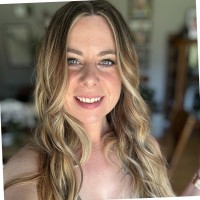 Lisa Bennick Henderson