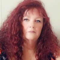 Lois Hicks