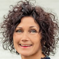 Paula Huskens