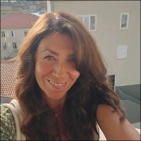 Julie Barrett