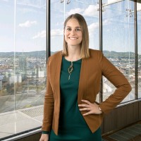 Karin Kreuzer, Ma