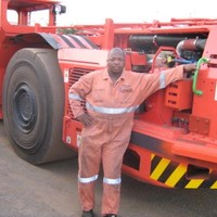 Amos Mokoaledi