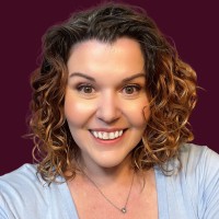 Elaine Sikes, Ma