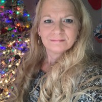 Donna Lynch