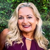 Rhonda Hammers