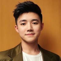 Weihang Huang