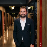 Cahit Ö.