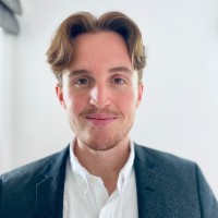 Fredrik M Engebretsen