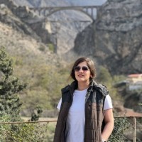 Hosna Khezeli