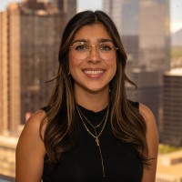 Stephanie Valenzuela