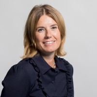 Claudia Van Der Pijll - Banning