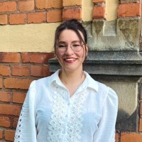 Özge Uğuz