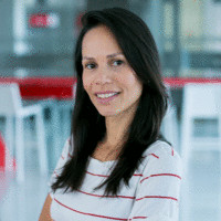 Evelyn Oliveira