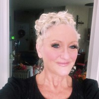 Lori Lauterwasser-Thompson