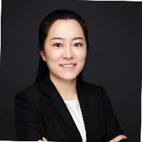 Yini Z.