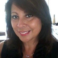 Yvonne Simons
