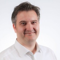 Bernhard Dobbert