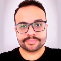 Fernando Lira