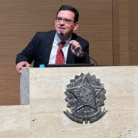 Robert Leandro Lacerda