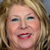 Shannon L Smith