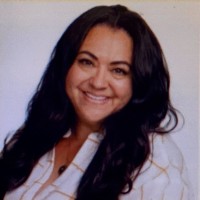 Apryl Nazer